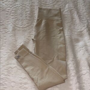 Gently loved Beige Ribbed Leggings by SET ACTIVE